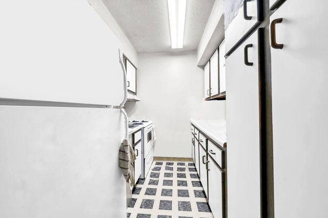 210 Pelham Road 119B, Fort Walton Beach, FL 32548