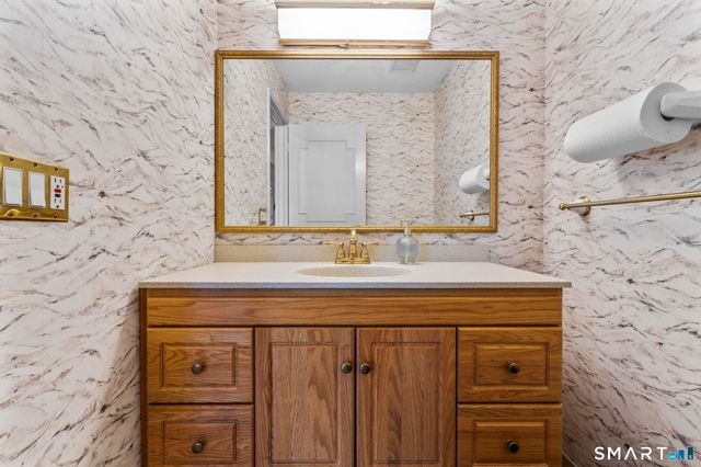 43 Hampton Park 43, Branford, CT 06405