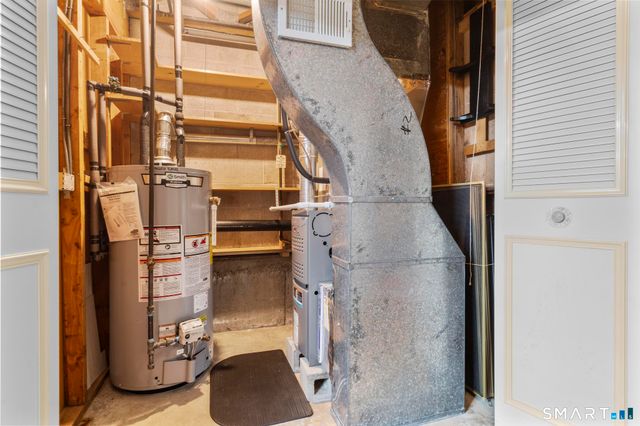 43 Hampton Park 43, Branford, CT 06405