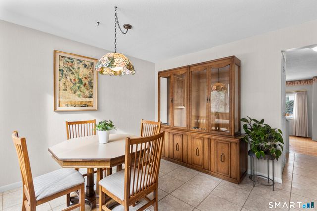 43 Hampton Park 43, Branford, CT 06405