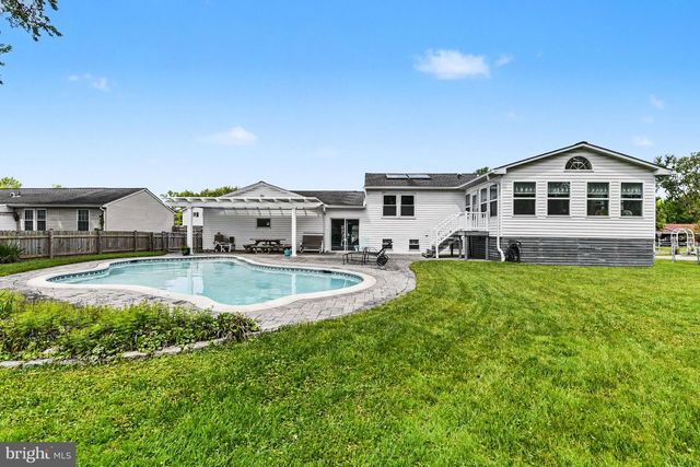 2513 MAPLE RD, Baltimore, MD 21219