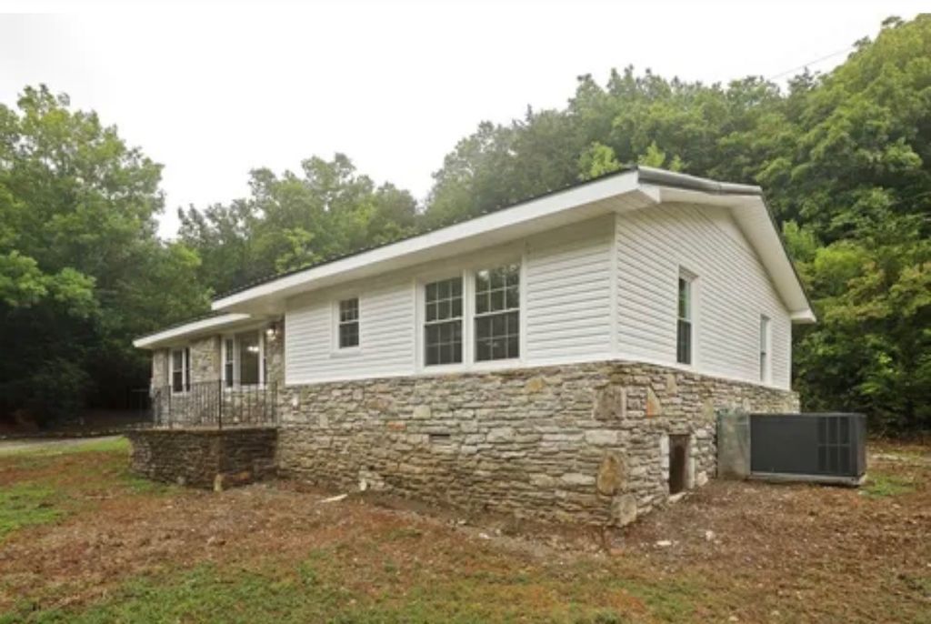 253 Shelbyville Hwy, Fayetteville, TN 37334