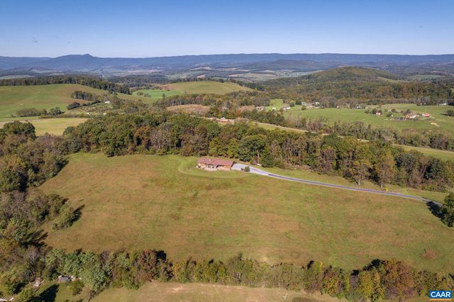 31 GOOD VIEW DR, Raphine, VA 22472