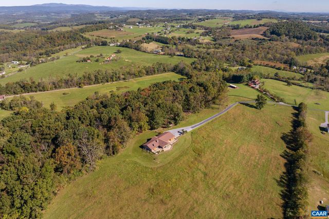 31 GOOD VIEW DR, Raphine, VA 22472