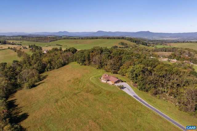 31 GOOD VIEW DR, Raphine, VA 22472