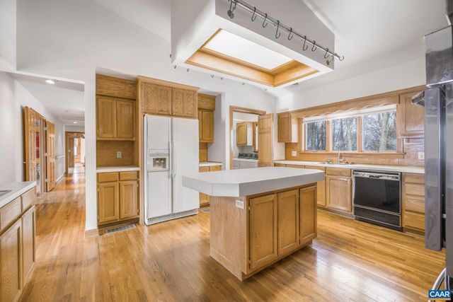 31 GOOD VIEW DR, Raphine, VA 22472