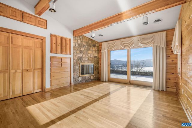 31 GOOD VIEW DR, Raphine, VA 22472