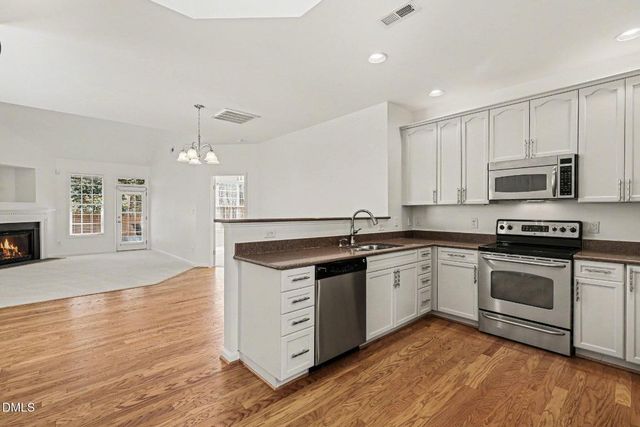 723 Swan Neck Lane, Raleigh, NC 27615