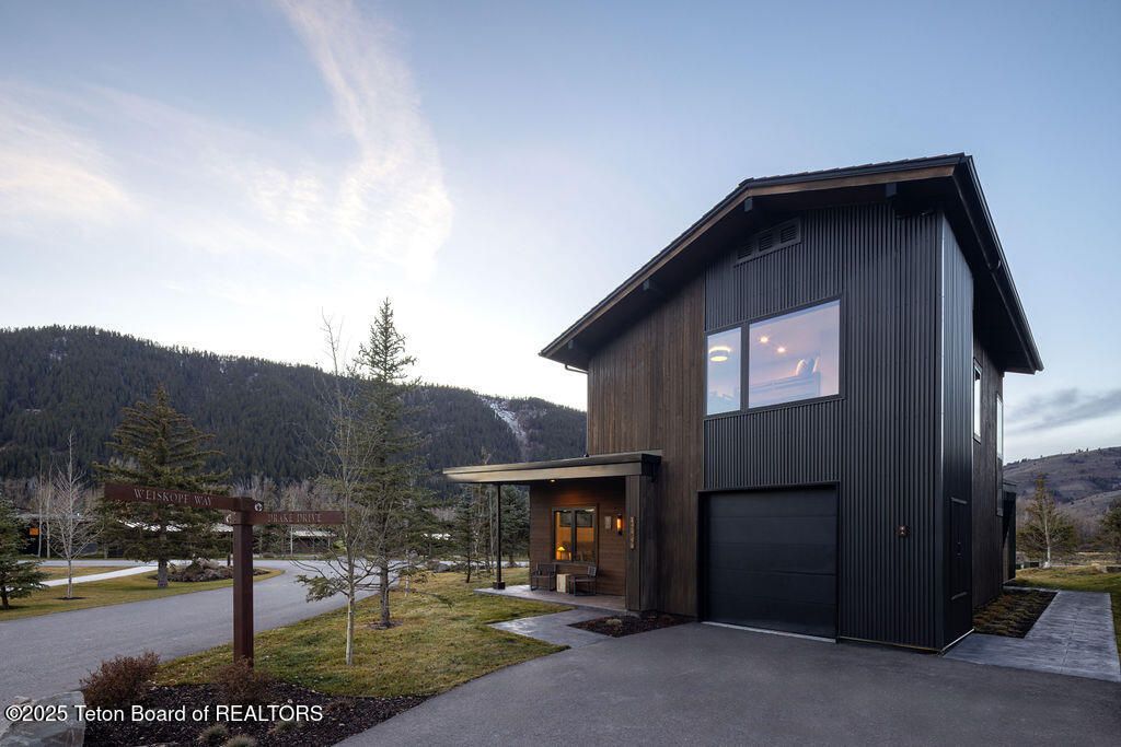 14175 DRAKE DRIVE, Jackson, WY 83001 photo 5