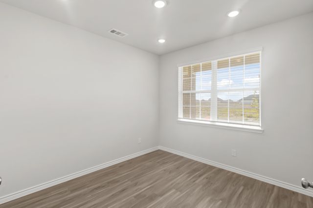 1128 Runway Road, Fort Worth, TX 76131