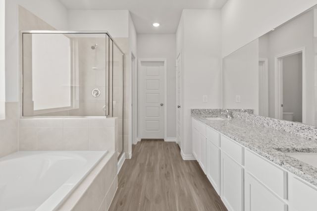 1128 Runway Road, Fort Worth, TX 76131