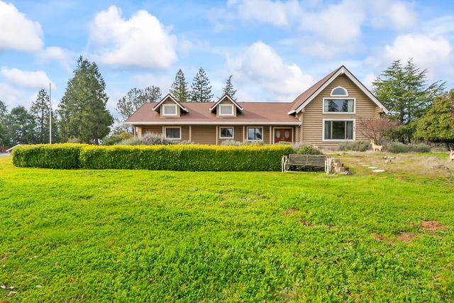 3840 Charbray Ct, Shingle Springs, CA 95682