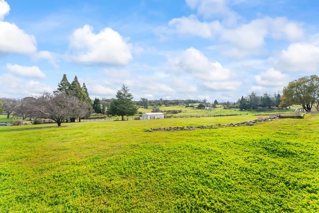 3840 Charbray Ct, Shingle Springs, CA 95682