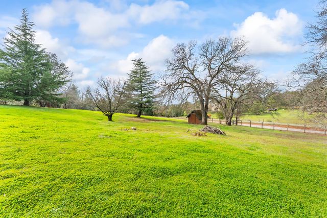 3840 Charbray Ct, Shingle Springs, CA 95682