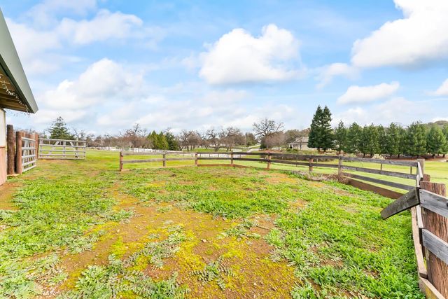 3840 Charbray Ct, Shingle Springs, CA 95682