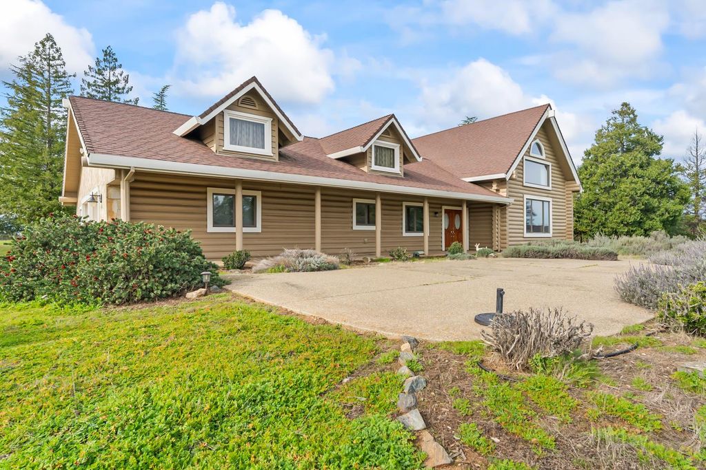 3840 Charbray Ct, Shingle Springs, CA 95682