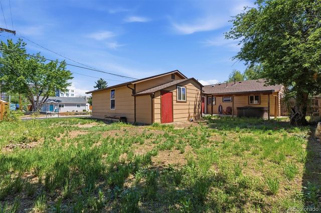 1297 Worchester Street, Aurora, CO 80011