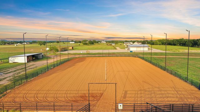 1340 Lacy Drive, Lipan, TX 76462