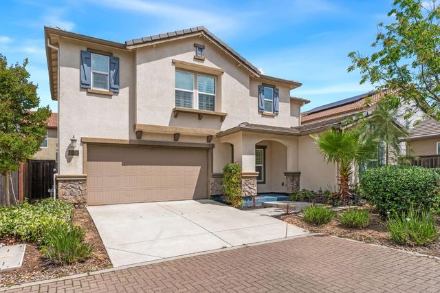 15 Bristle Bark Pl, Sacramento, CA 95835