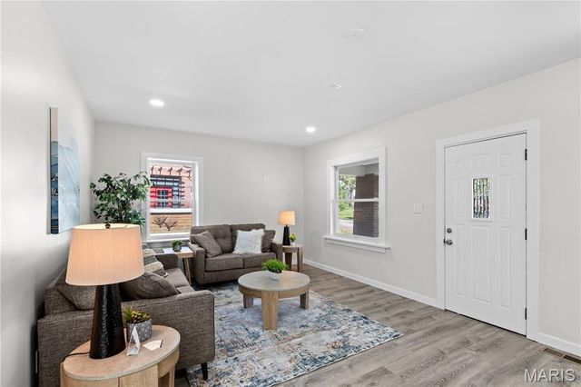 7332 Wellington Avenue, University City, MO 63130