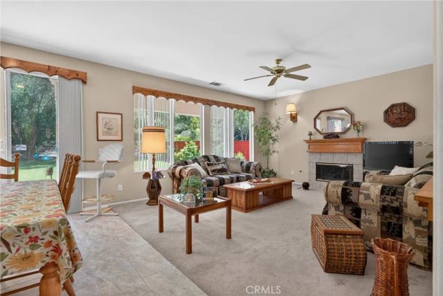 21012 Oakriver, Newhall, CA 91321