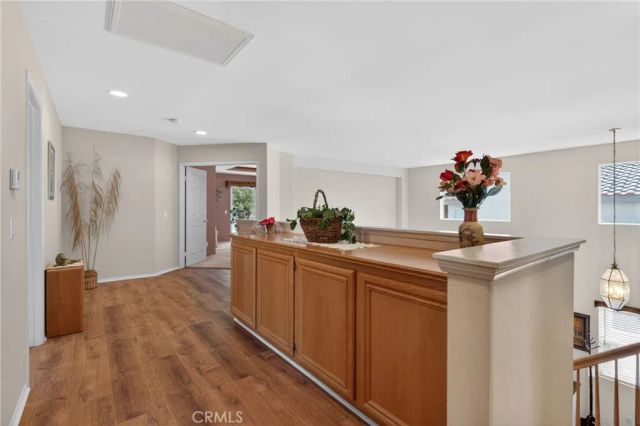 21012 Oakriver, Newhall, CA 91321