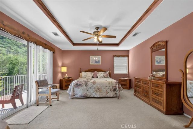 21012 Oakriver, Newhall, CA 91321