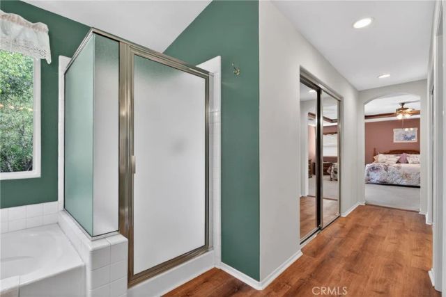 21012 Oakriver, Newhall, CA 91321