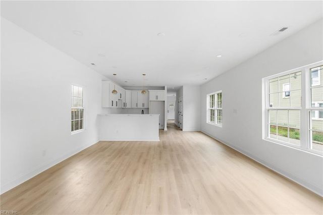 2124 Pearl ST, Portsmouth, VA 23704