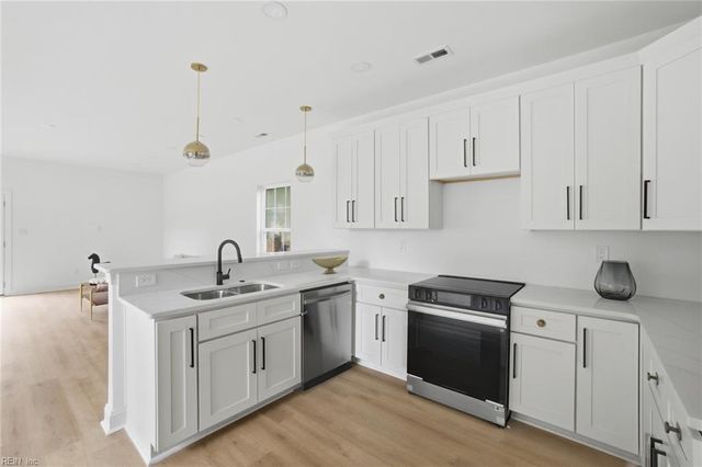 2124 Pearl ST, Portsmouth, VA 23704