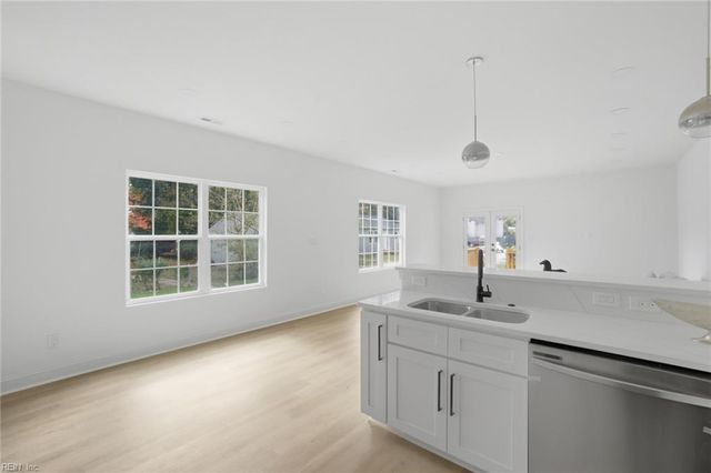 2124 Pearl ST, Portsmouth, VA 23704