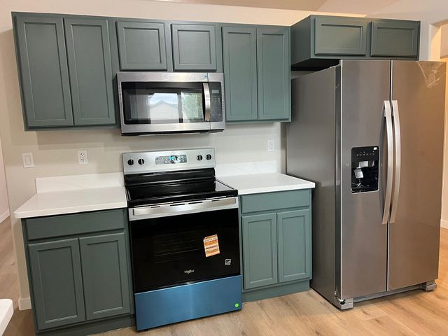 537 SE Ponderosa Drive, Madras, OR 97741