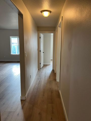 537 SE Ponderosa Drive, Madras, OR 97741