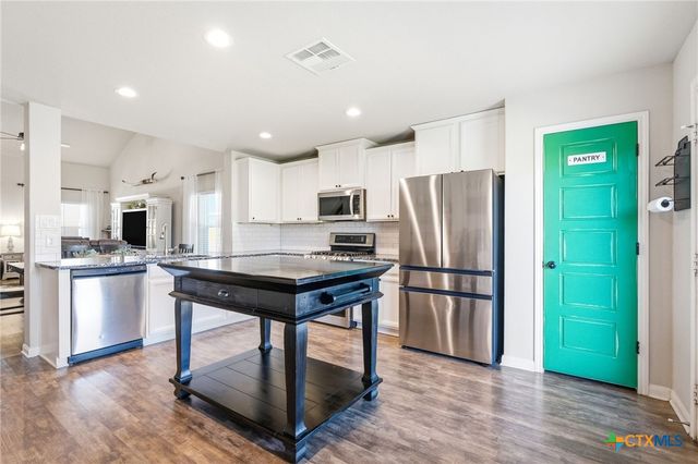 462 Moonvine Way, New Braunfels, TX 78130