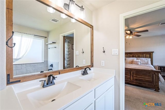 462 Moonvine Way, New Braunfels, TX 78130