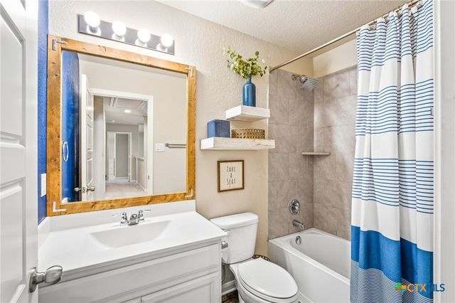 462 Moonvine Way, New Braunfels, TX 78130