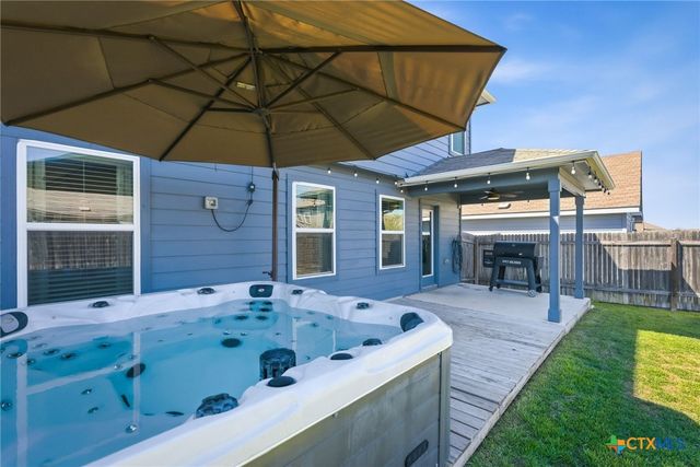 462 Moonvine Way, New Braunfels, TX 78130