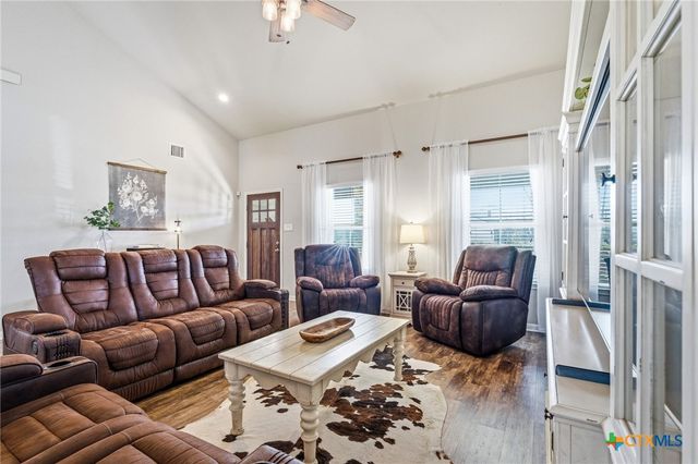 462 Moonvine Way, New Braunfels, TX 78130