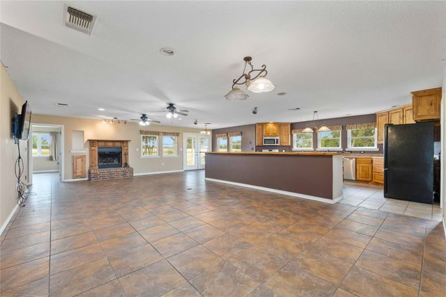 875 CR221, Stephenville, TX 76401