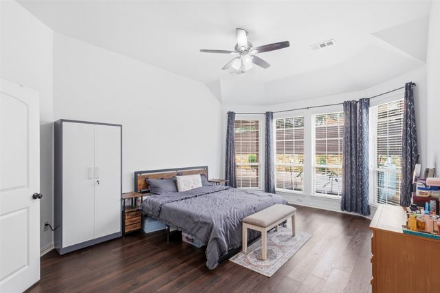 2529 Louis Lane, Lewisville, TX 75056