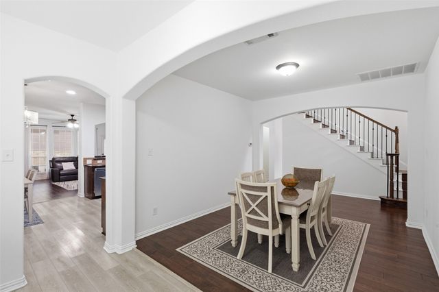 2529 Louis Lane, Lewisville, TX 75056