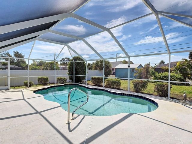 1537 CREST DRIVE, Englewood, FL 34223