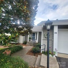 35 Cedarcliff Circle, Asheville, NC 28803