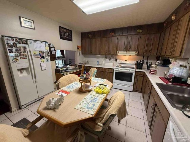 408 Labree Rd, Pensacola, FL 32507