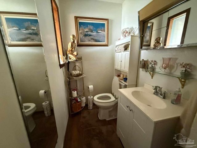 408 Labree Rd, Pensacola, FL 32507