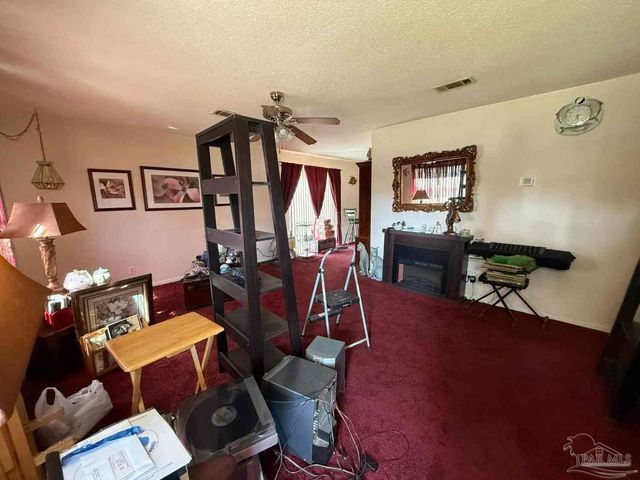 408 Labree Rd, Pensacola, FL 32507