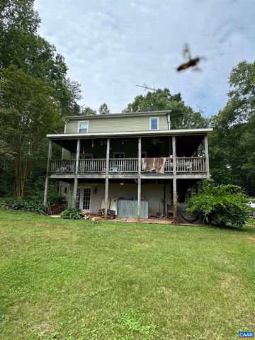 604 COLES ROLLING RD, Scottsville, VA 24590