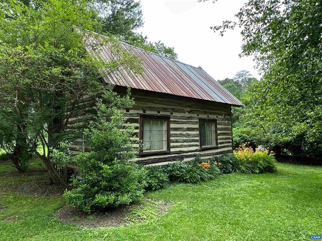 604 COLES ROLLING RD, Scottsville, VA 24590