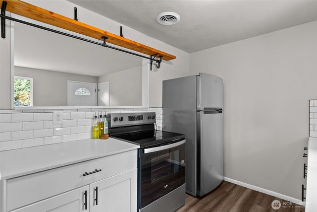 316 S 308th Street, Federal Way, WA 98003