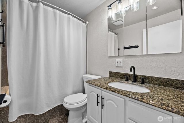 316 S 308th Street, Federal Way, WA 98003